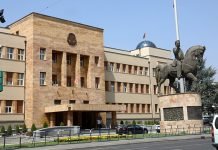 Jahoski dhe Thaçi mbi milionëshin, këta janë deputetët me pasurinë më të madhe në RMV