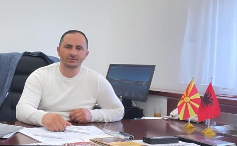 Deputeti Kadriu uron festën e Ditës së Pavarësisë së Shteteve të Bashkuara të Amerikës
