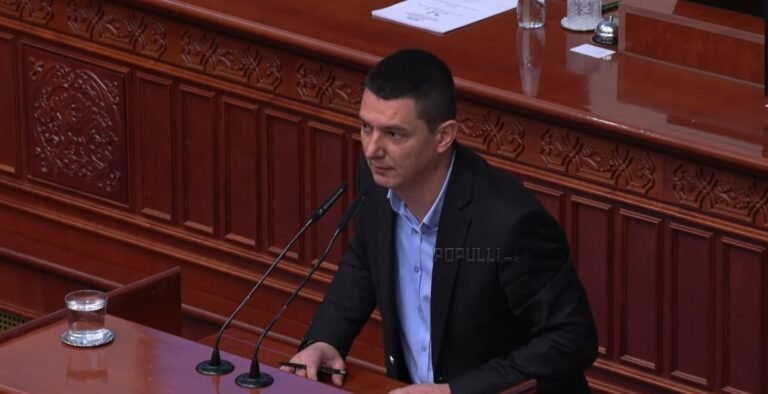 “Historia e shqiptarëve nuk fillon e as përfundon me Ali Ahmetin” – Rijad Shaqiri replikon Xhaferin