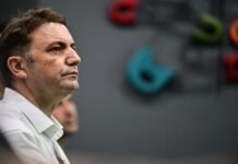 Osmani: Pa gjuhën shqipe, bilbordi vendoset sërish në kundërshtim me ligjin