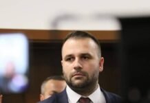 Durmishi: Çmimet në markete janë të larta, shtrenjtimi i karburanteve mund t’i rrisë edhe më shumë