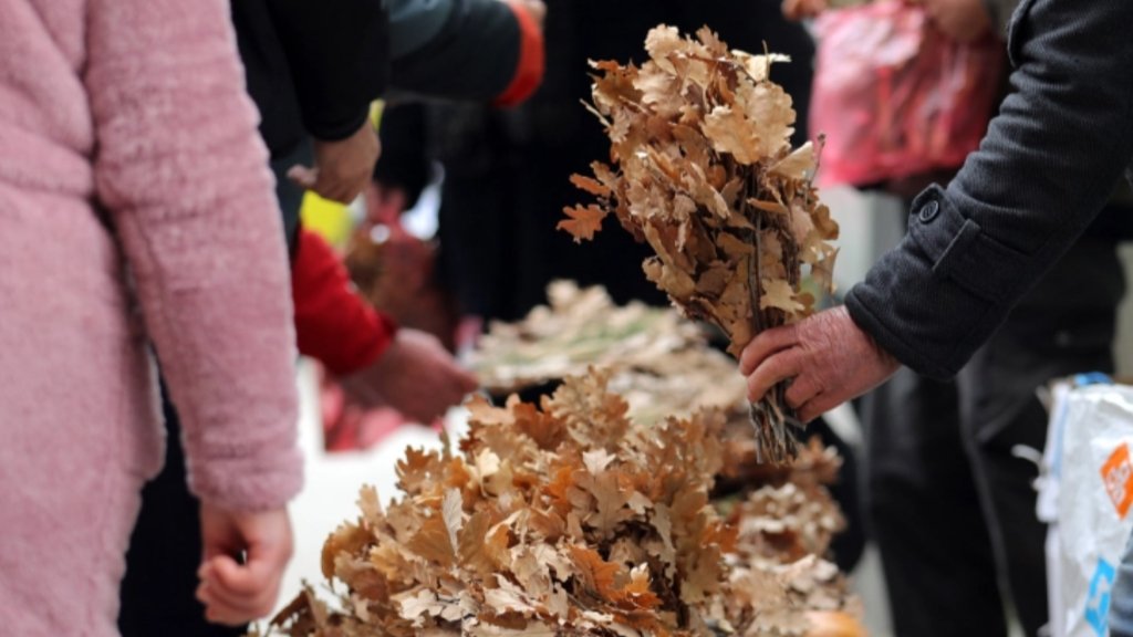 Shkup   Besimtarët ortodoksë festojnë Badnikun para Krishtlindjes