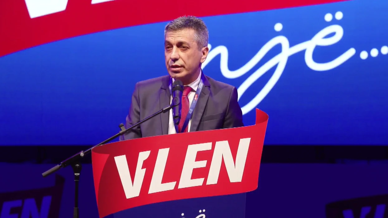 Mexhiti në Kongresin e VLEN  Bashkimi i pesë partive erdhi me kërkesë të qytetarëve