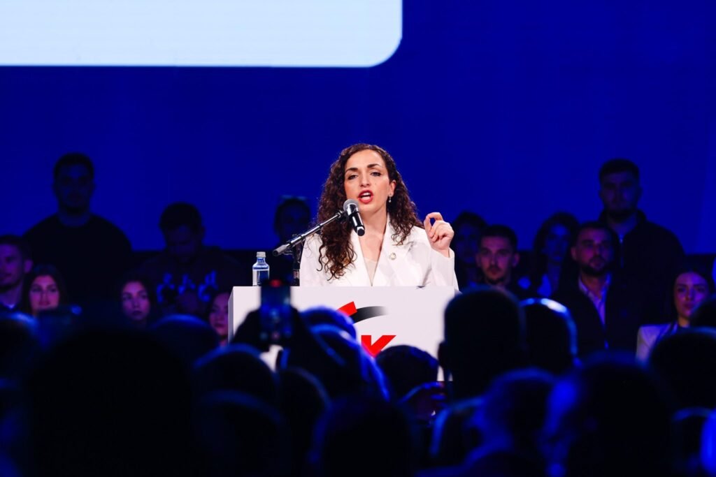Vjosa Osmani thërret për unitet  mungojnë Avdullah Hoti dhe Hykmete Bajrami