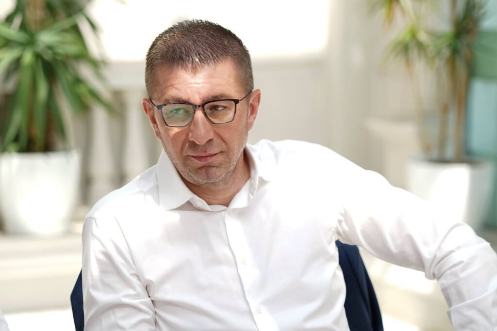 Mickoski për rastin në Gostivar  Do të ketë përgjegjësi  institucionet janë në terren